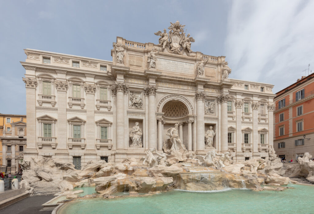 Fuente_de_Trevi,_Roma,_Italia,_2022-09-15,_DD_02