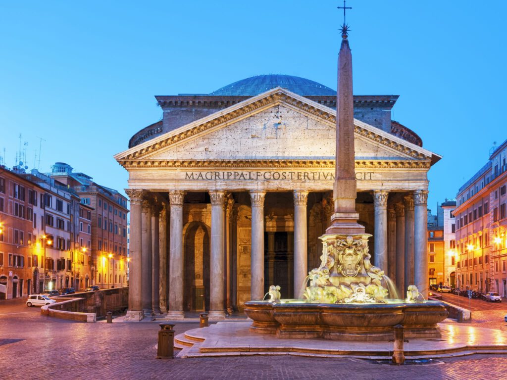 Pantheon_de_noche